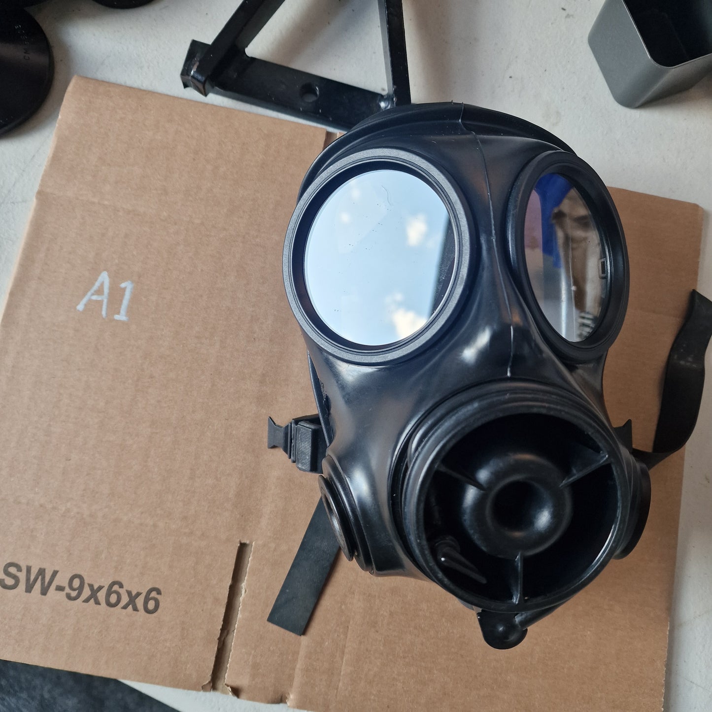Avon S10 Gas Mask Seconds