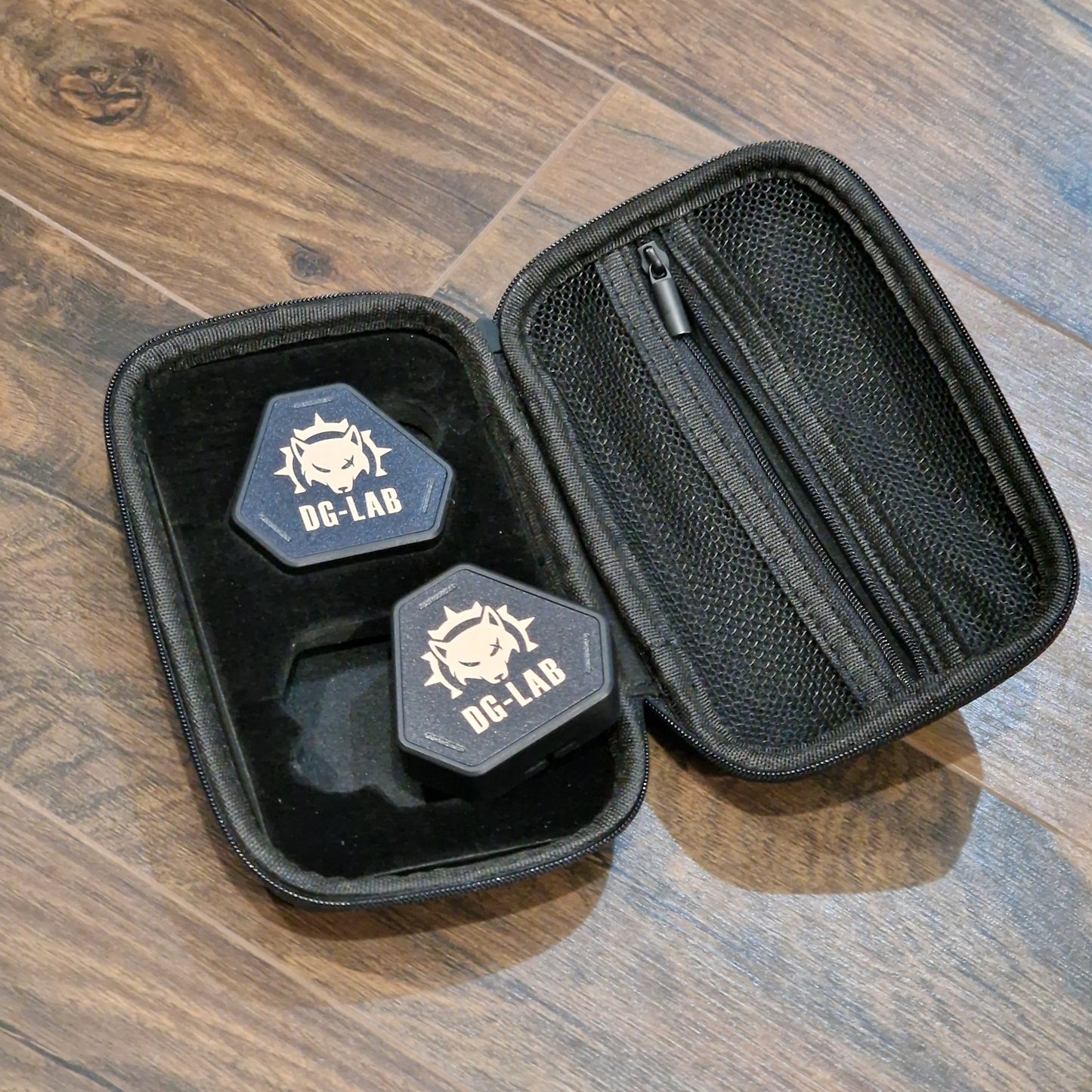 Dungeon Labs Paw Print Button Accessory