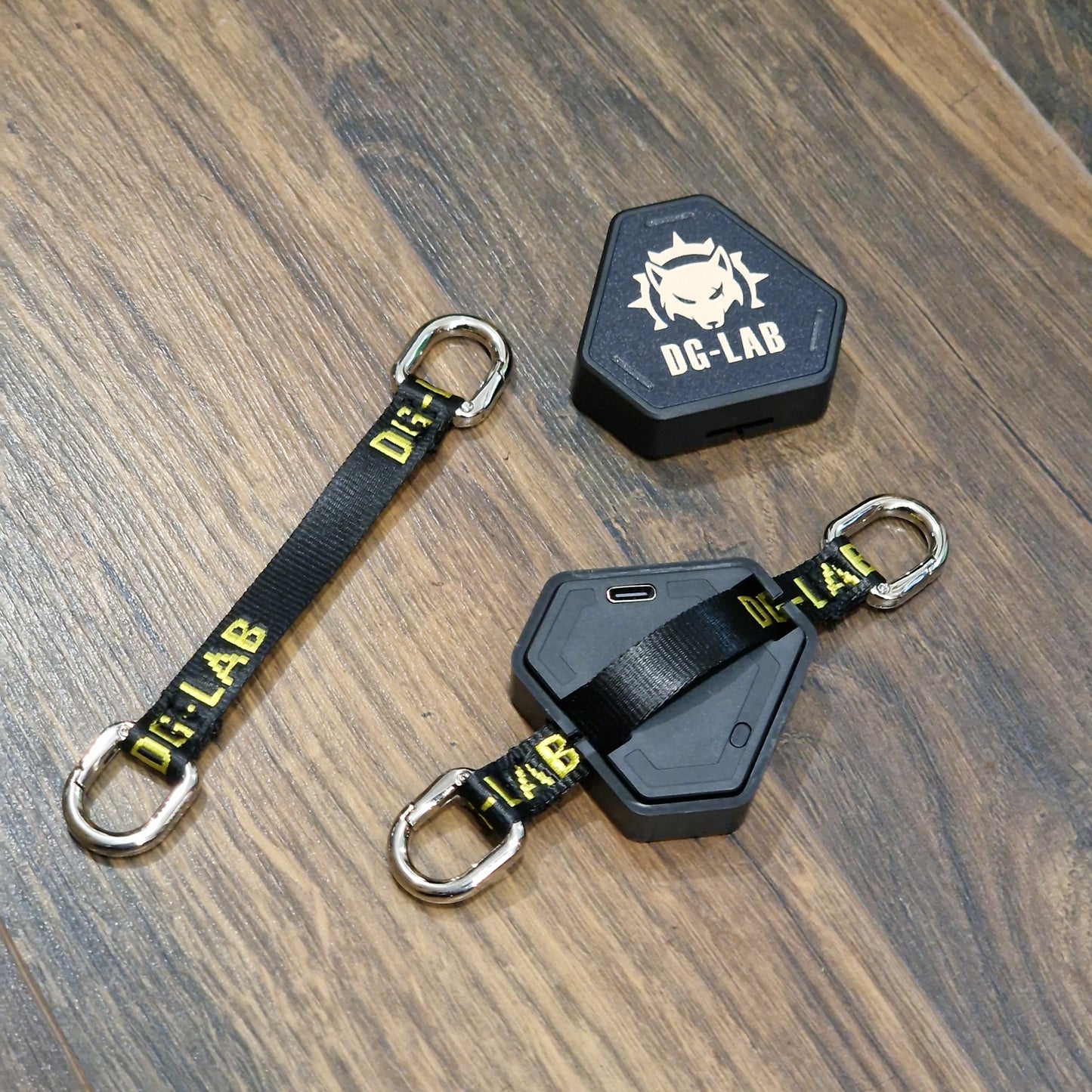 Dungeon Labs Paw Print Button Accessory